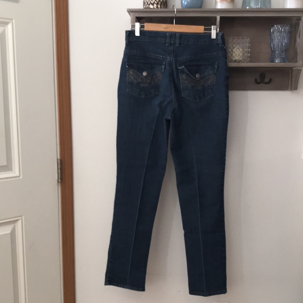 Gloria Vanderbilt jeans, blue, Amanda pocket flaps, size 8 average - Picture 2 of 6